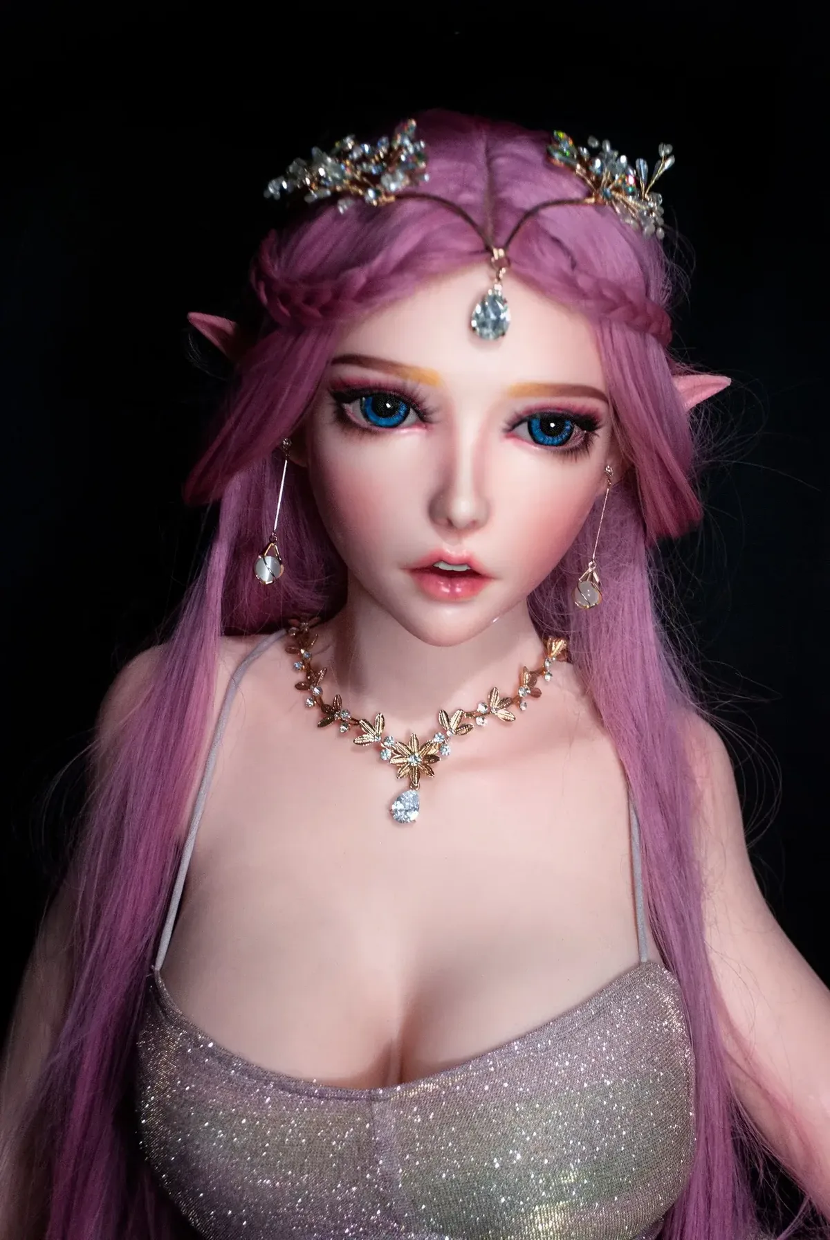 Elsa Babe Takano Rie