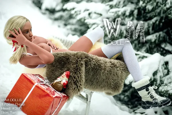 WM 175cm D - Mrs Clause