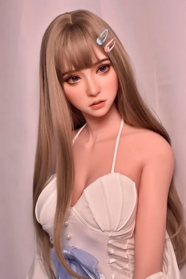Elsa Babe Ayanokouji Akane