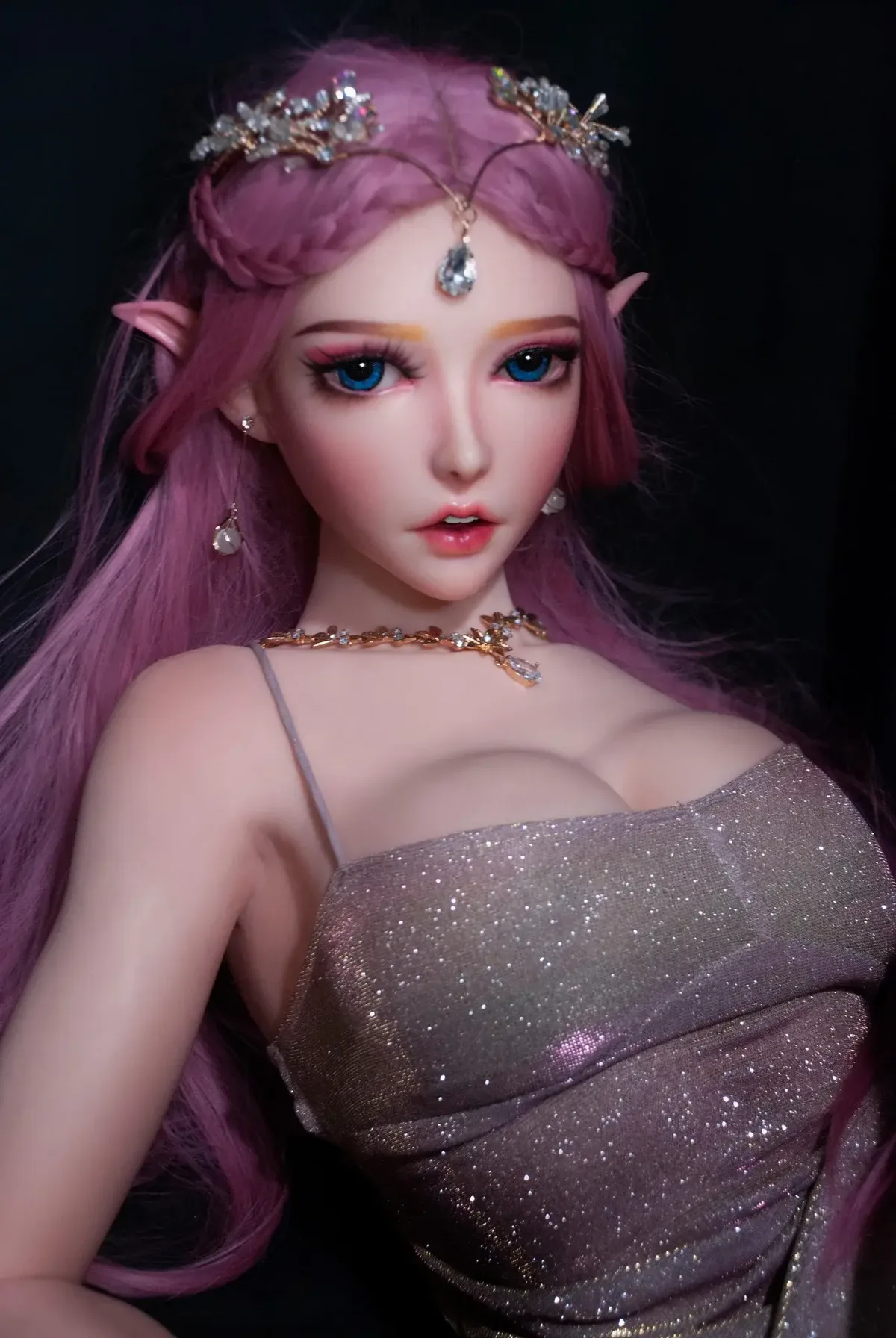 Elsa Babe Takano Rie