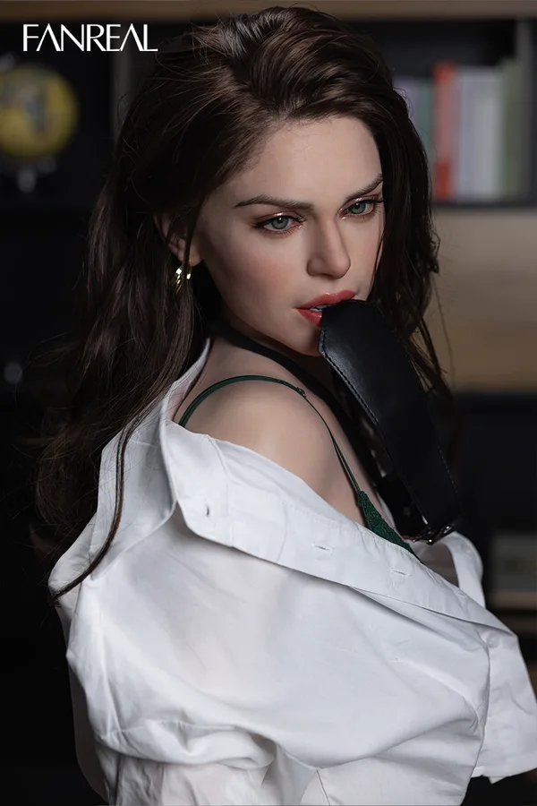 Fanreal Gina BOSS